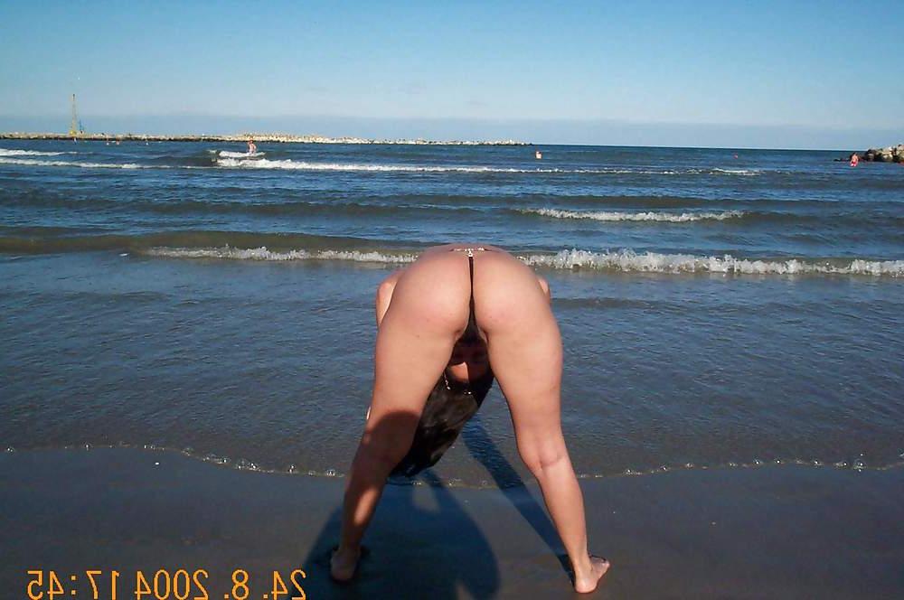 25P Amateur Lady Ass 28