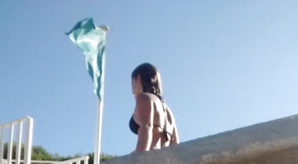15P Voyeur a la plage