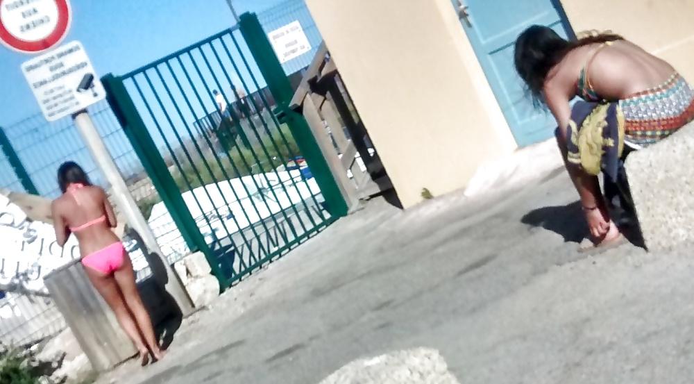 15P Voyeur a la plage