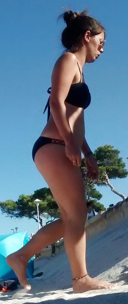 15P Voyeur a la plage