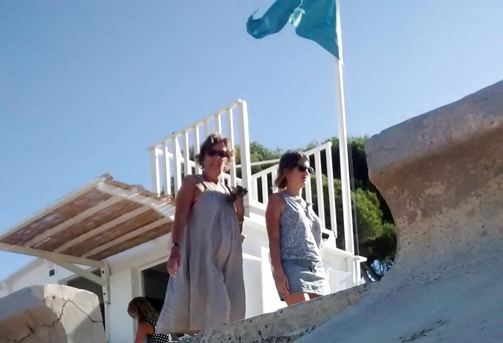 15P Voyeur a la plage