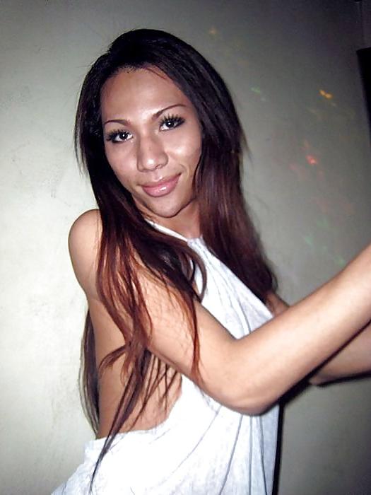 25P Bangkok Ladyboy Pang from Kalasin