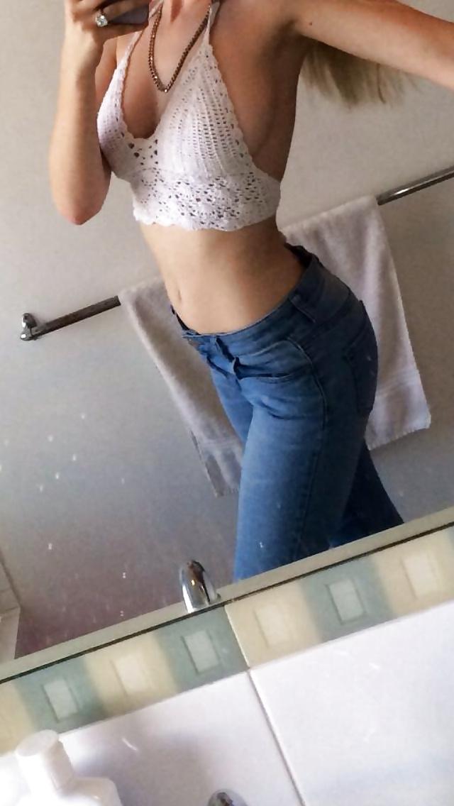 4P Sometimes i cant decide what to wear