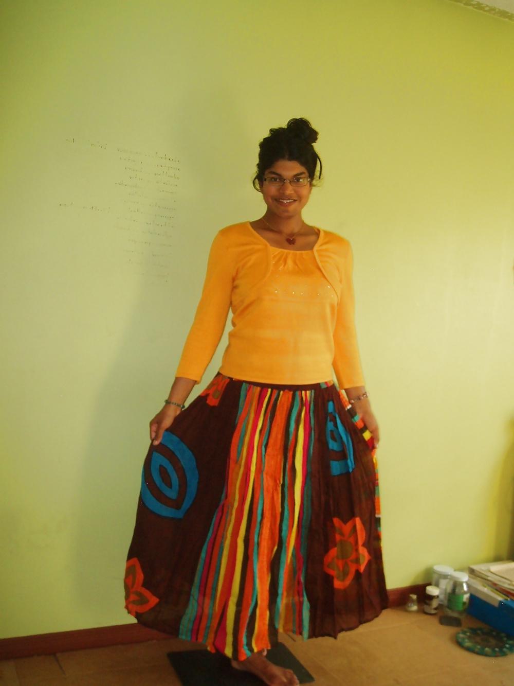 7P Stepsister in Yellow Skirt (Non-nude)