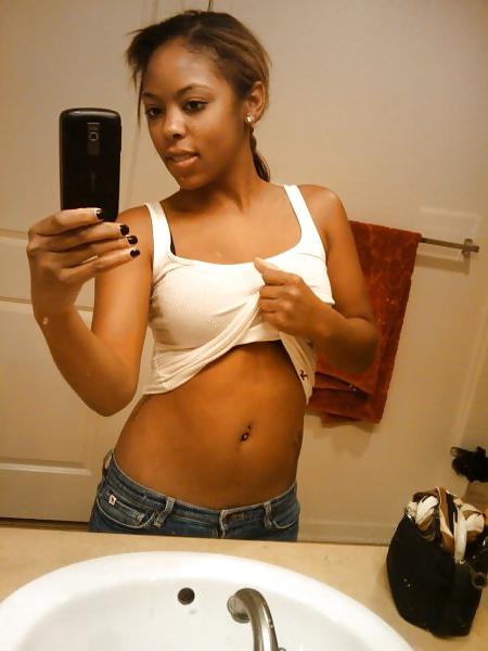 8P Sexy black girl