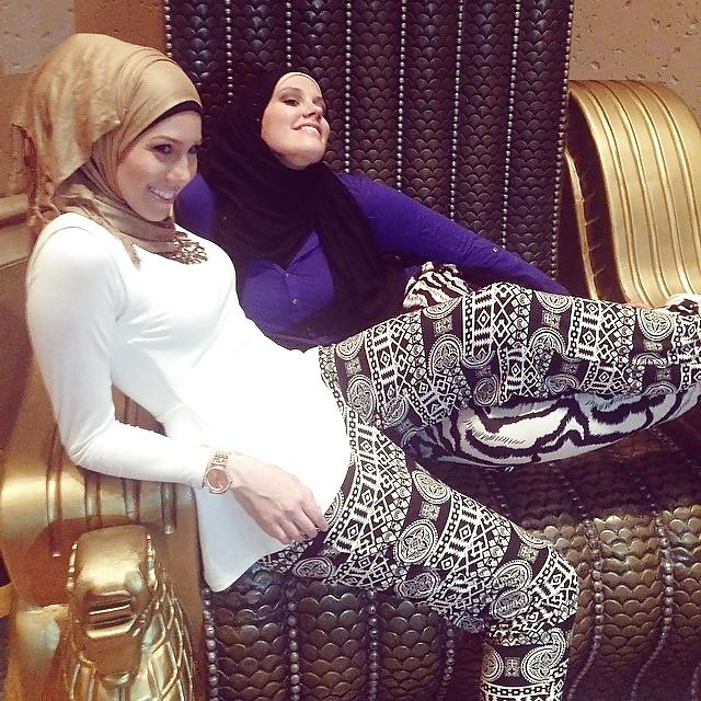 25P Sexy hijabi girll - she's virgin ... - 2 -