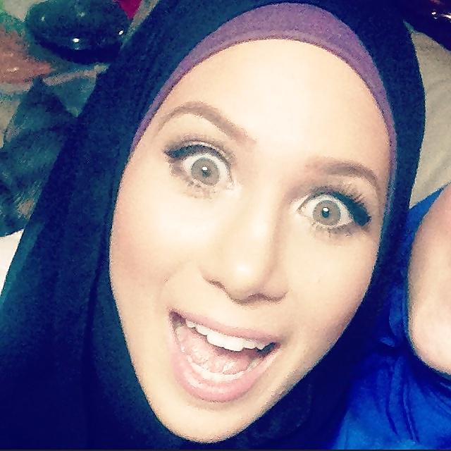25P Sexy hijabi girll - she's virgin ... - 2 -