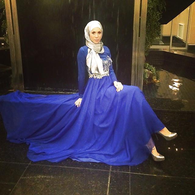 25P Sexy hijabi girll - she's virgin ... - 2 -