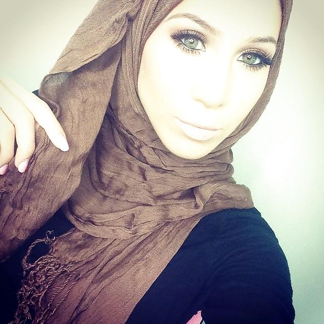 25P Sexy hijabi girll - she's virgin ... - 2 -