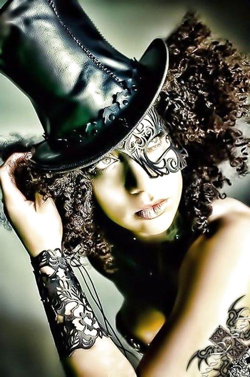 25P Steampunk Girls