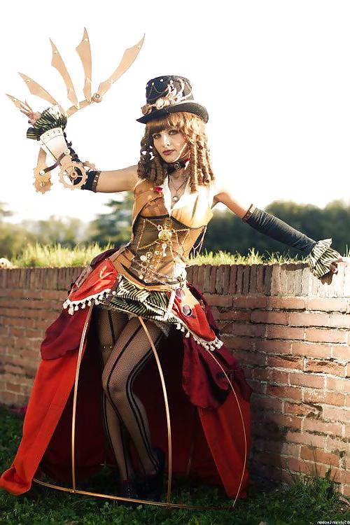 25P Steampunk Girls