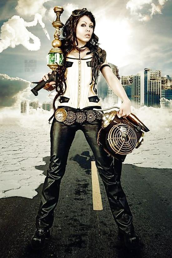 25P Steampunk Girls