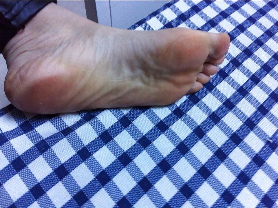 12P (3) My asian GF's feet, toes and soles! Chinese foot fetish!