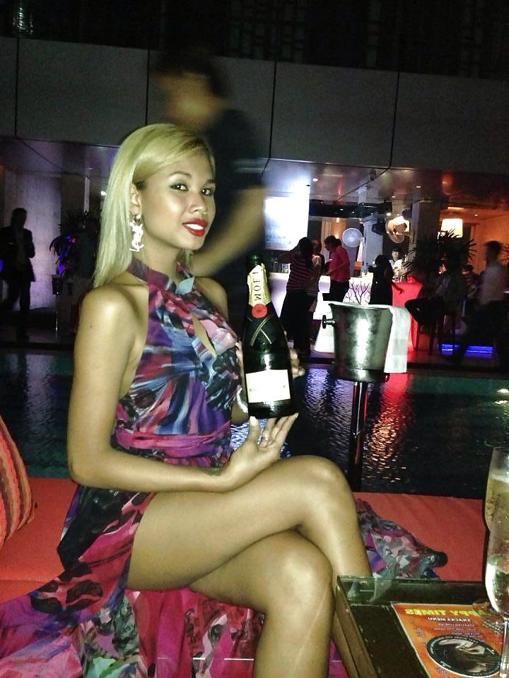 18P Top thailändische Prostituierte (kein Ladyboy)