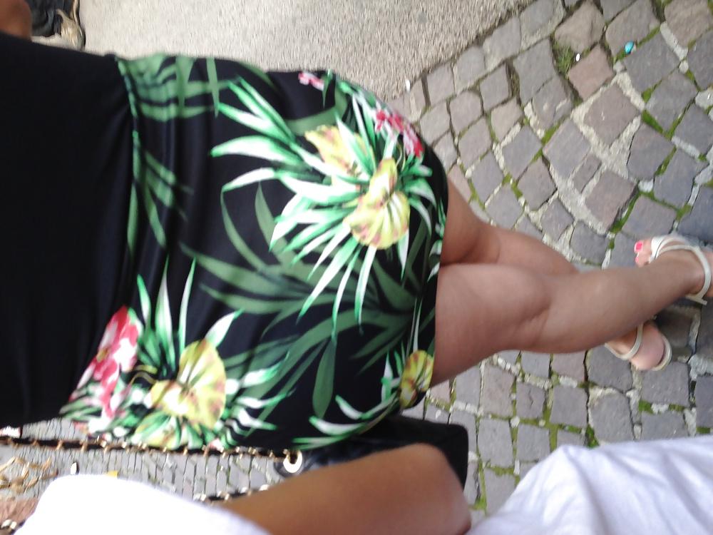7P Voyeur dans la rue