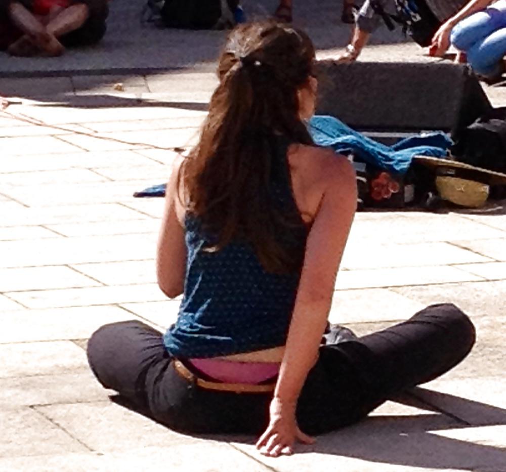 7P Voyeur dans la rue