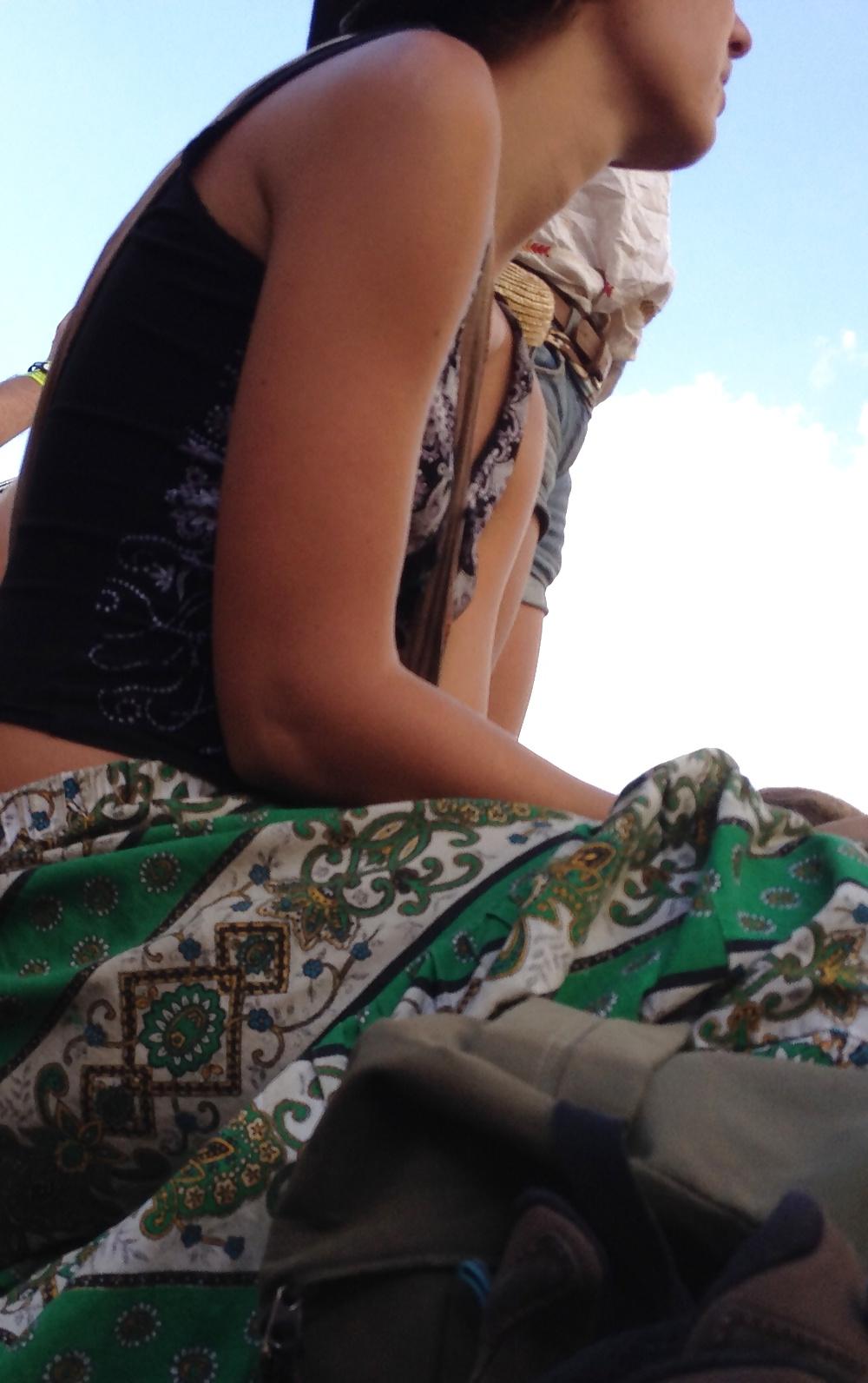 7P Voyeur dans la rue