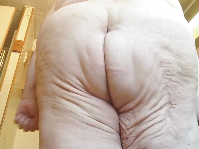 8P Grandma butt