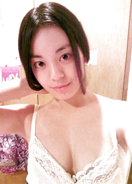 4P More wives and girlfriends who love cock 