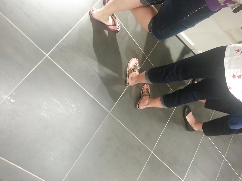 11P Sneaky feet on my vacation chicago new york dc part2