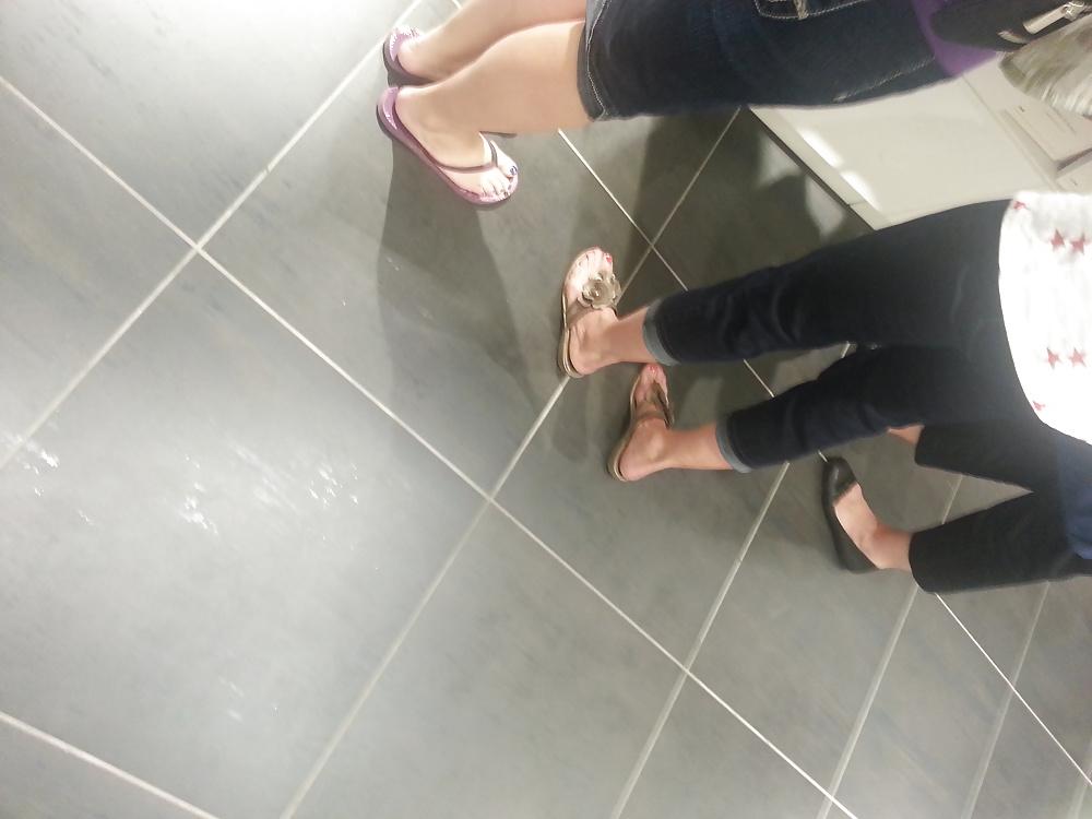 11P Sneaky feet on my vacation chicago new york dc part2