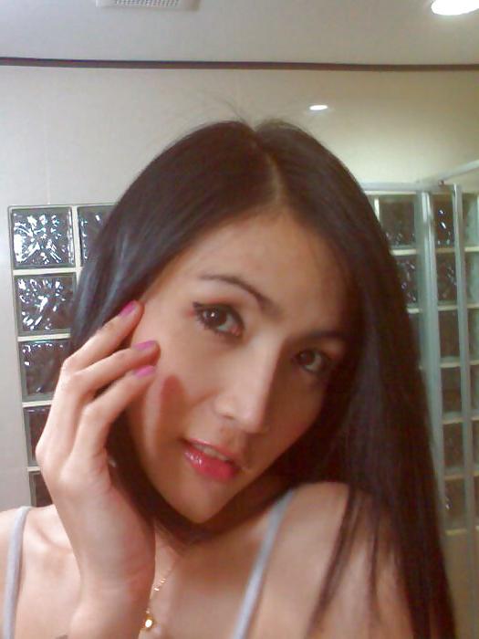 25P Ladyboy Jenny from Bangkok