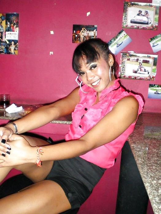 25P Phuket Ladyboy Peng
