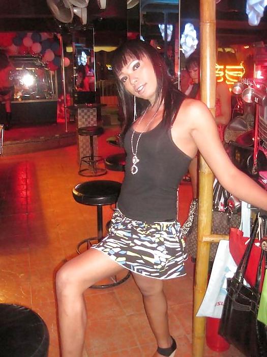25P Phuket Ladyboy Peng