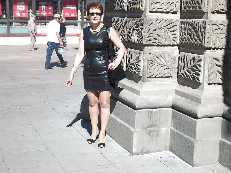 13P Mature Lady - Vanessa