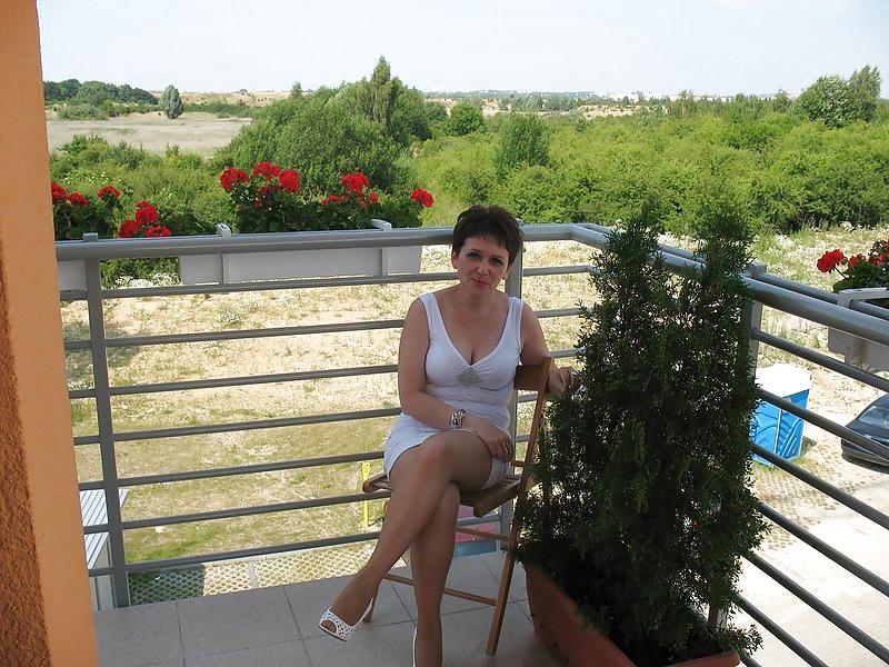 13P Mature Lady - Vanessa