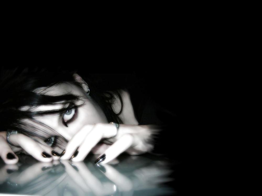 14P Dark Faces