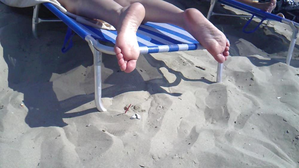 21P Greek Milf Soles
