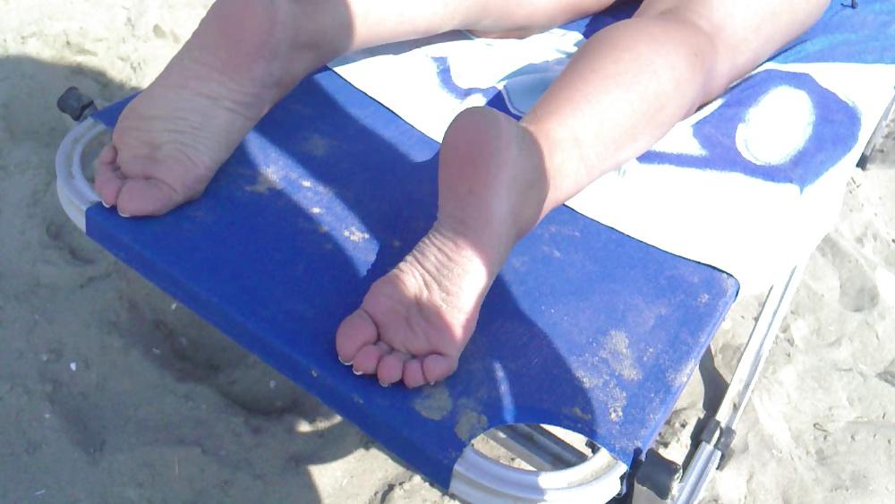 21P Greek Milf Soles