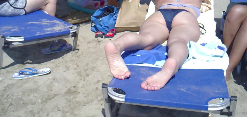 21P Greek Milf Soles