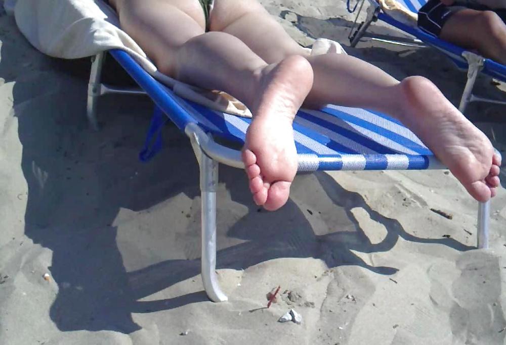 21P Greek Milf Soles