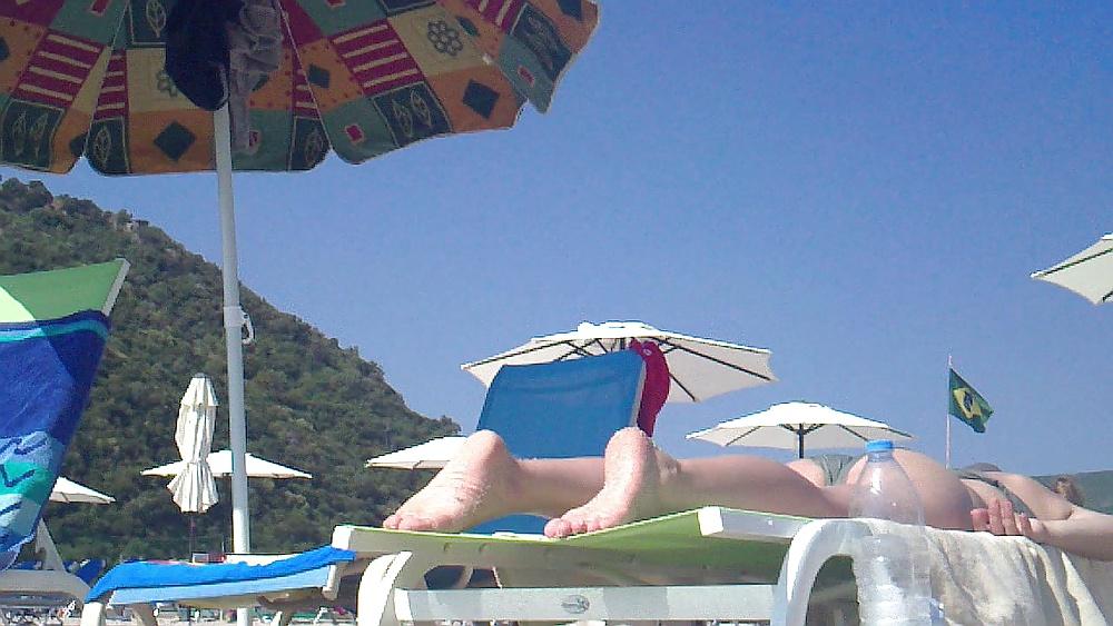 21P Greek Milf Soles