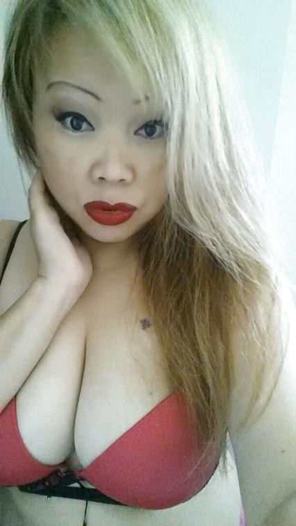 25P Thick asian milf