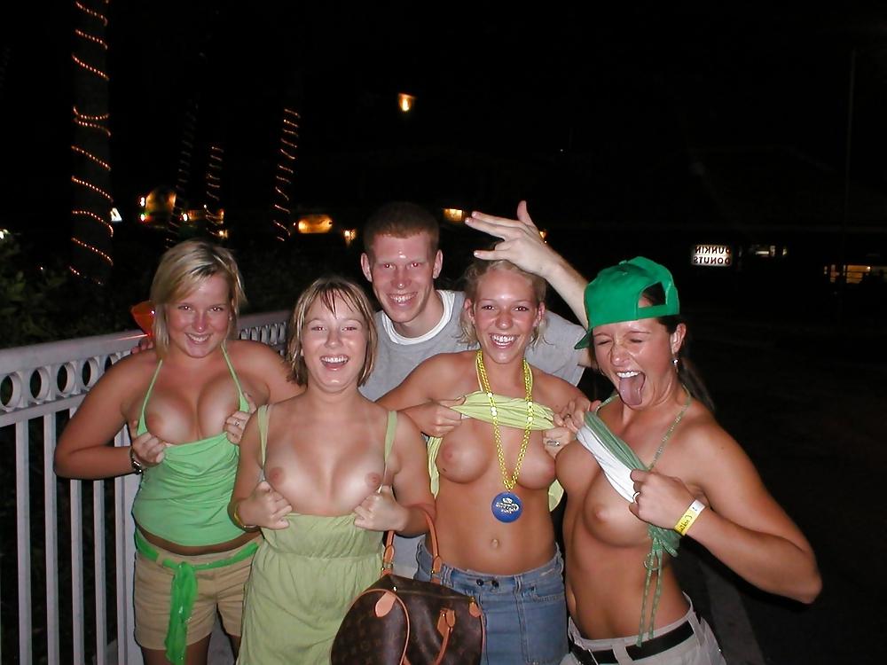 20P Young women naked.