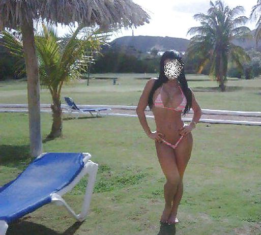 25P Ella and friends on vacation!