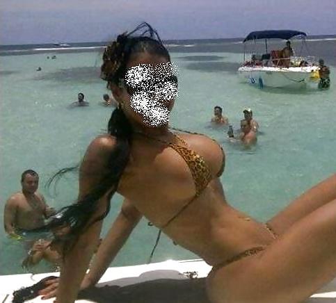 25P Ella and friends on vacation!