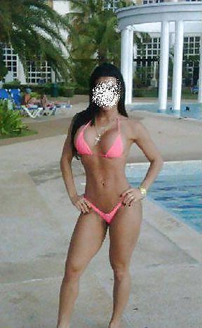 25P Ella and friends on vacation!