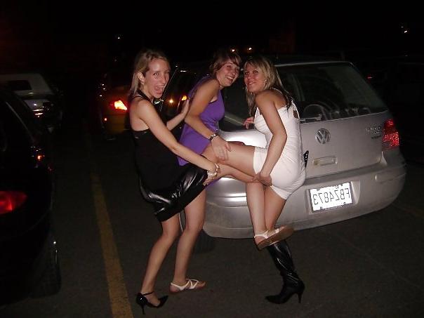 25P Facebook non-nude babes 2