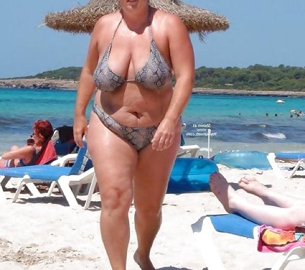 22P Granny bikini yes