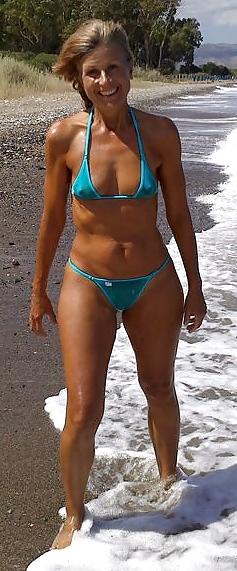 22P Granny bikini yes