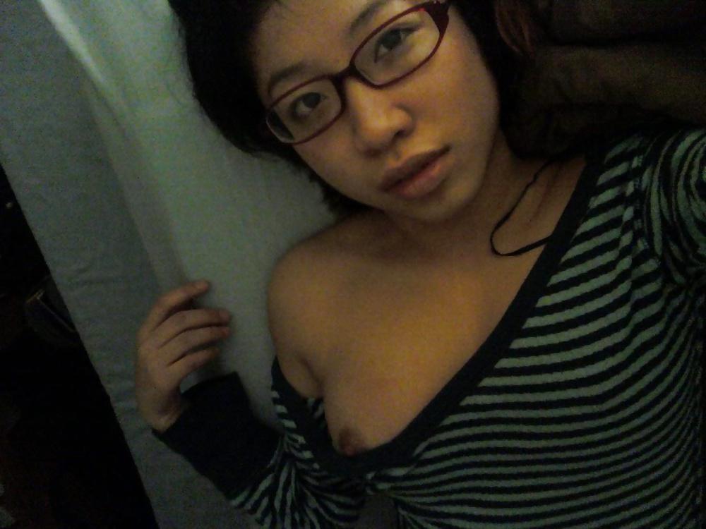 20P Asian Amateur with Glasses