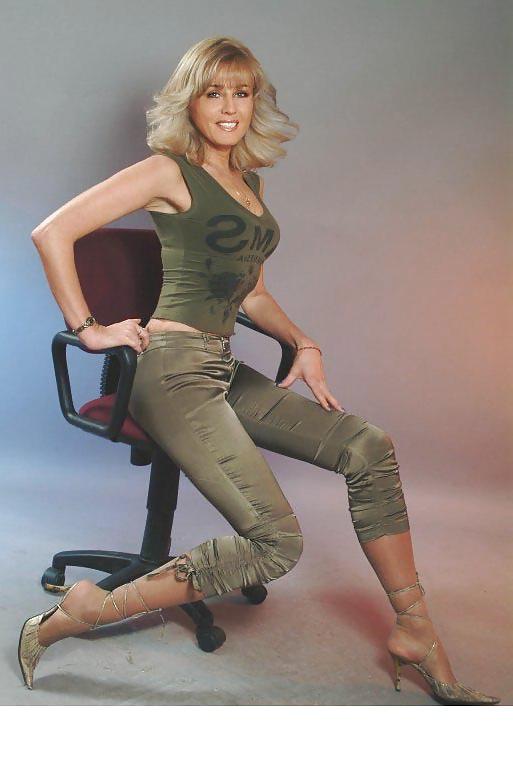24P Bridget-Divine Russischer Pornostar