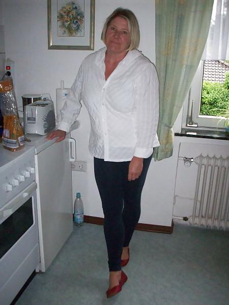 25P Just Some Lovely Ladies, Non-Nude