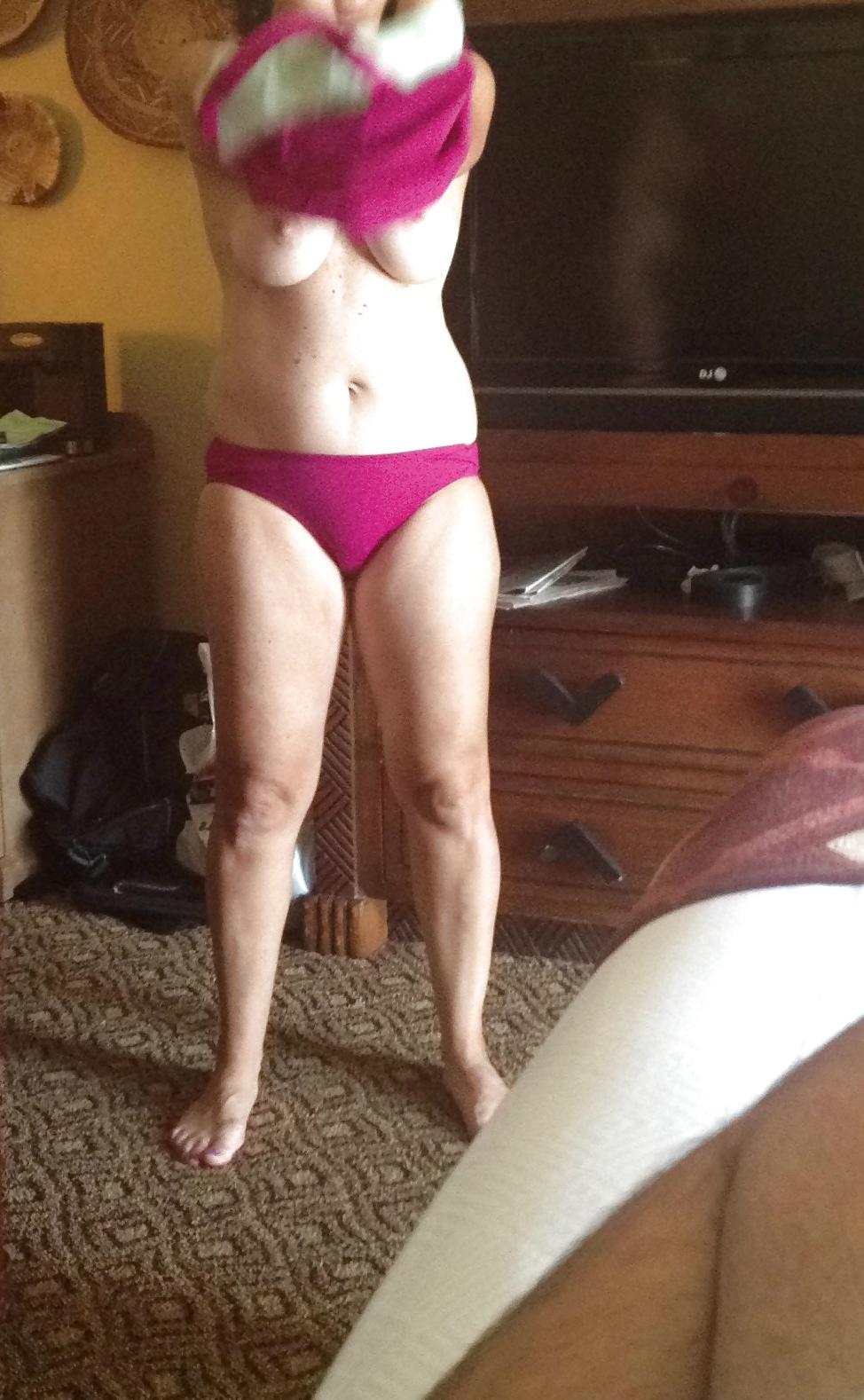 8P Wife's tits - Vacation 9.26.14