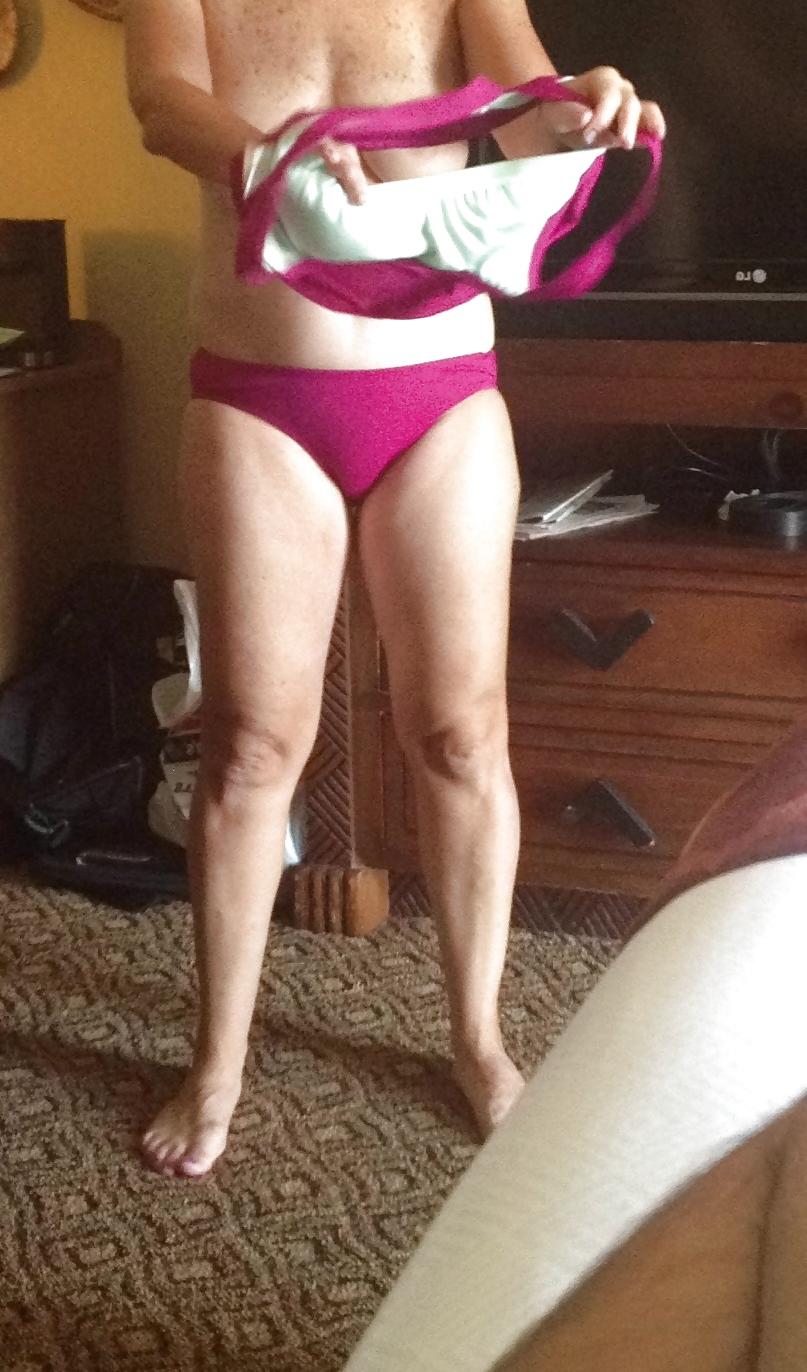8P Wife's tits - Vacation 9.26.14
