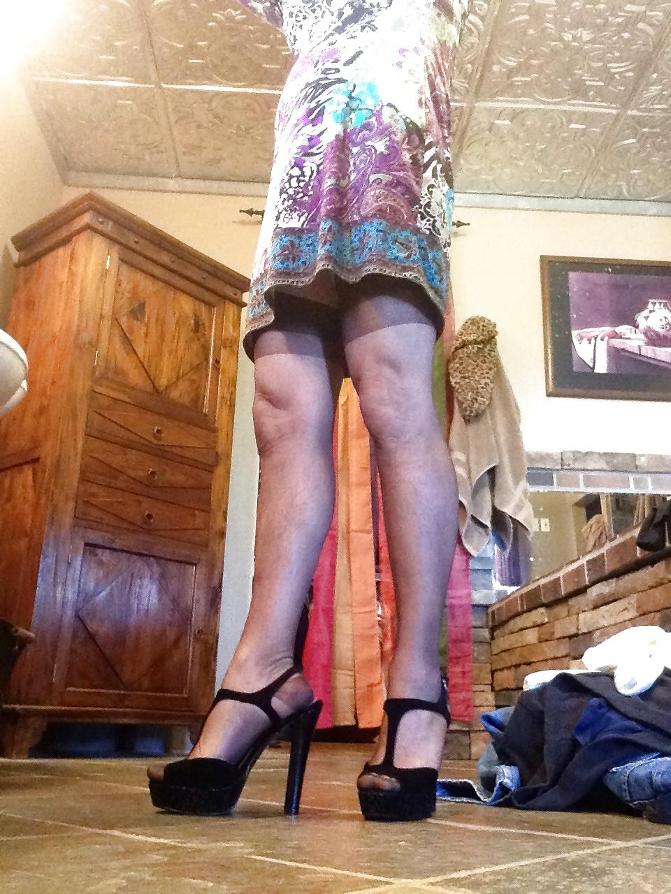 19P Playing in vintage Van Raalte stockings
